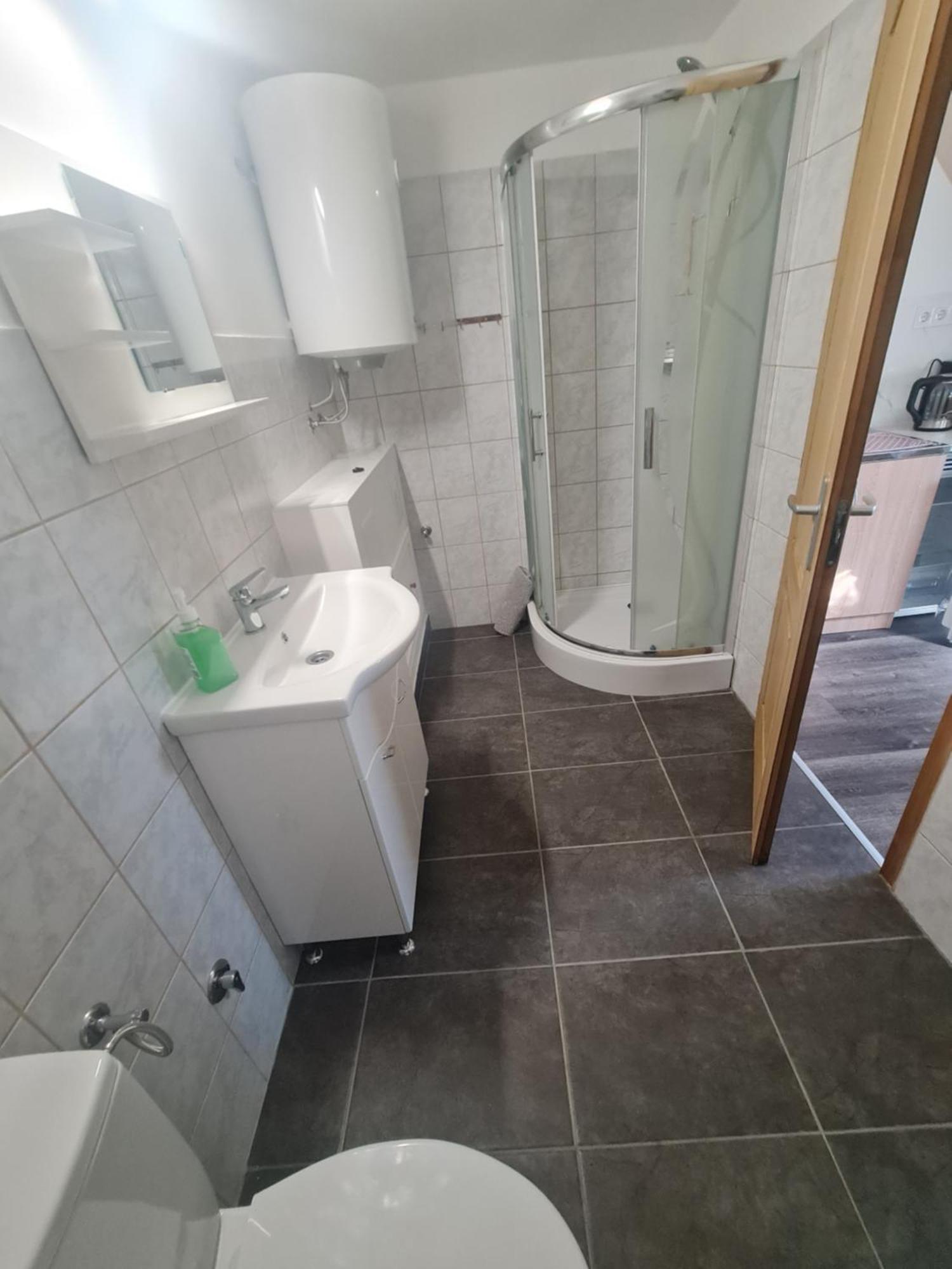 Juhar Apartment Kiskunhalas